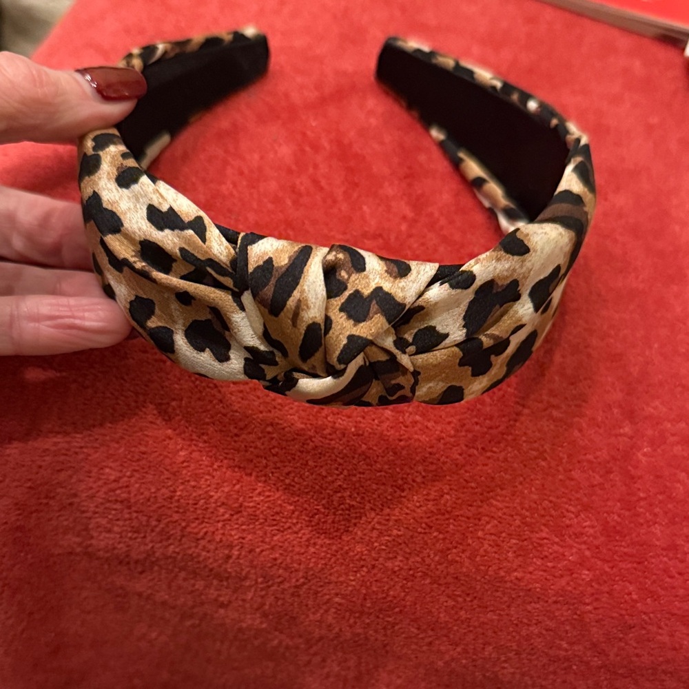Versona Wild Patterned Knotted Headband